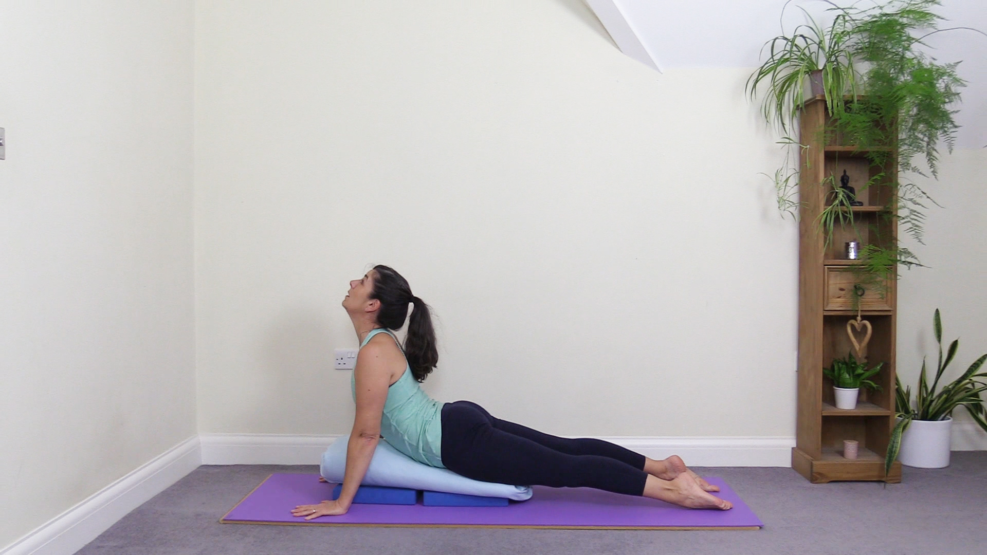 An Introduction to Restorative Yoga - YOGA PRACTICE